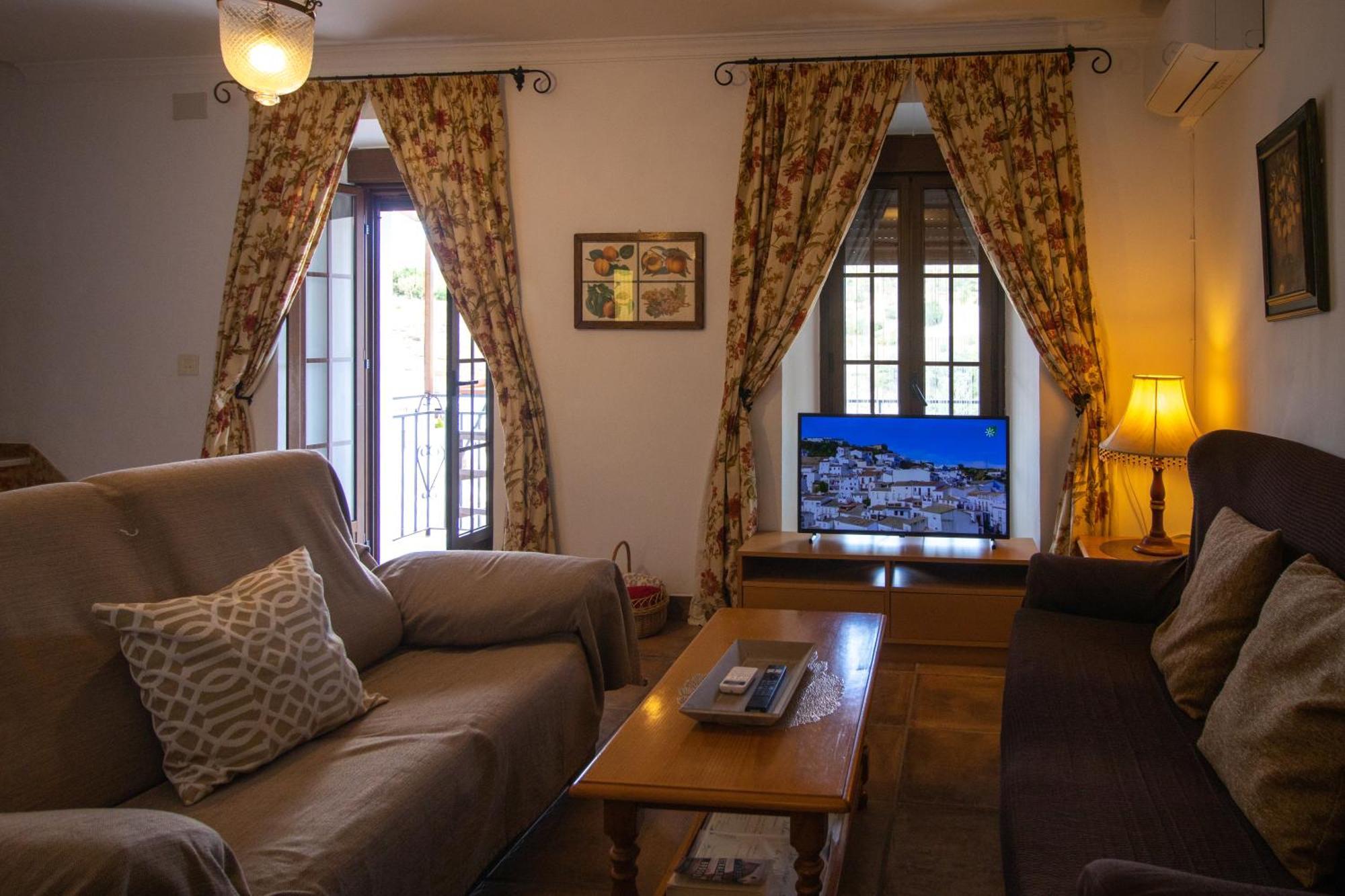 La Casa De La Lela Villa Setenil De Las Bodegas Bilik gambar